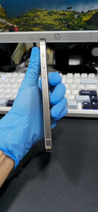 Sotiladi: iPhone 15 Pro Max 256 GB Natural Titanium