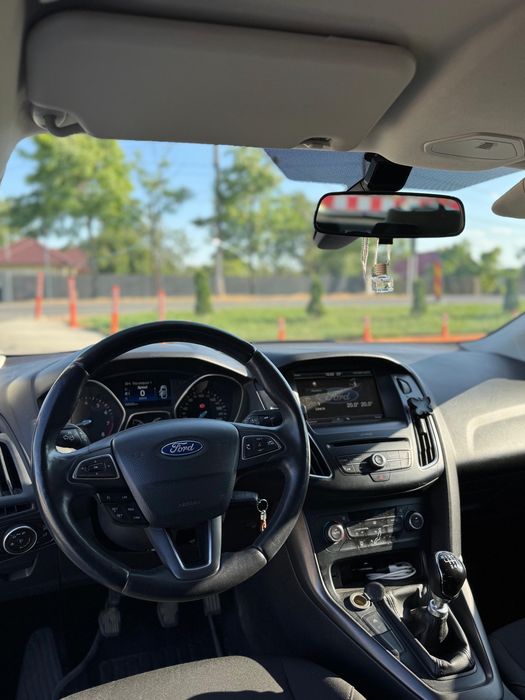 Vand Ford Focus 2015