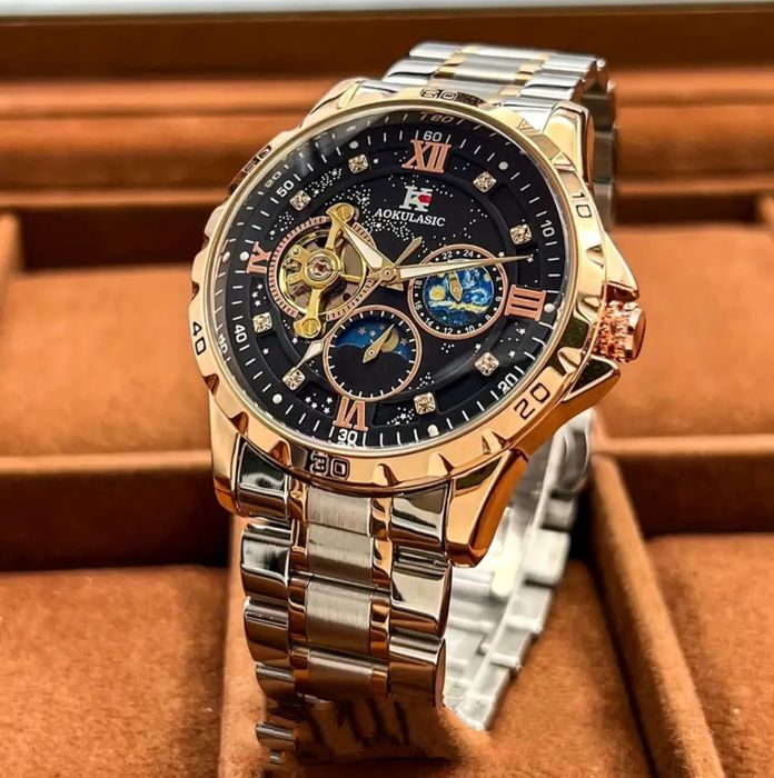 Avtomatik mexanik soat  ichidagi barcha narsalar ishlaydi