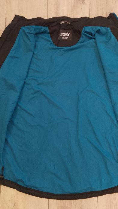 Мъжки суичър и лятна риза