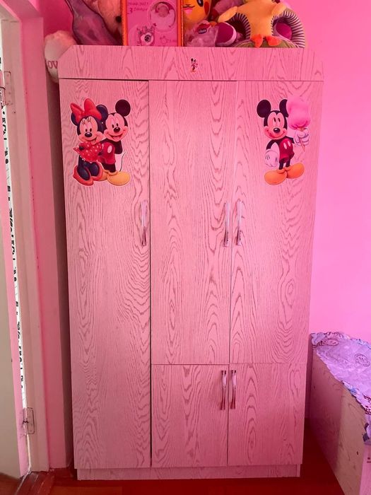 Detiski Kravat shkaf hama narsalari bilan