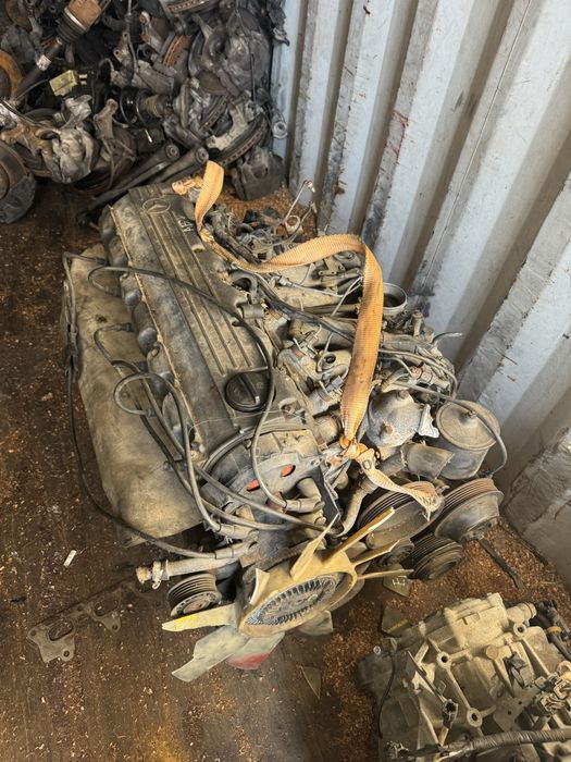 Продам матор ДВС двигатель на Мерседес 103