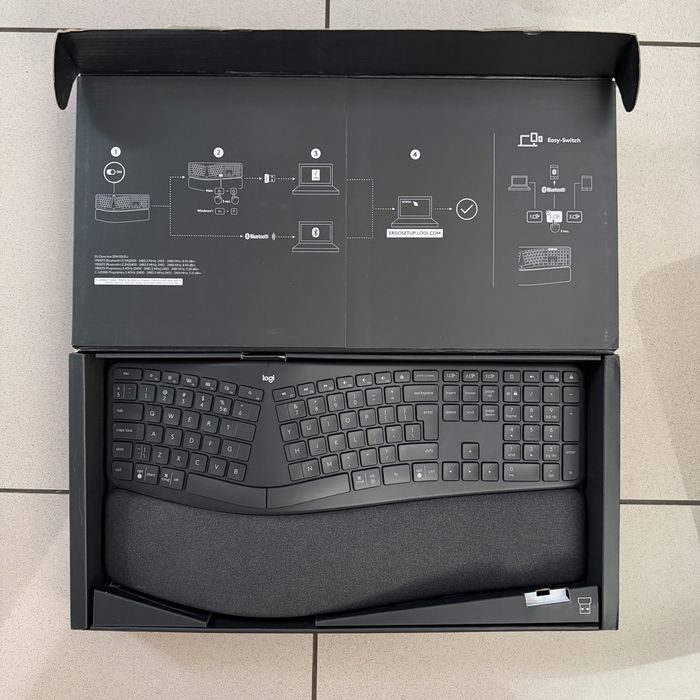 Tastatura Logitech Ergo K860 Ergonomic Bluetooth Keyboard