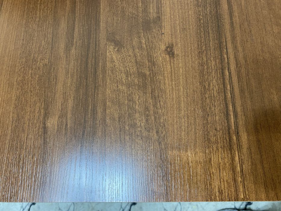 Продаю стол из дуба