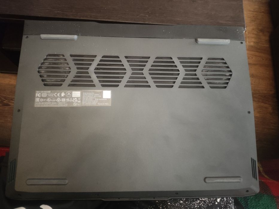 Продам игровой ноутбук Lenovo