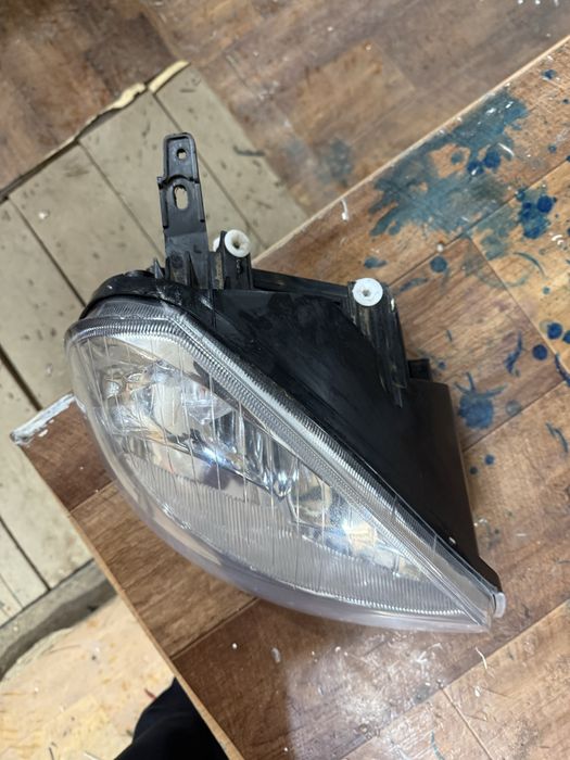 Фара приора 1 правая бош