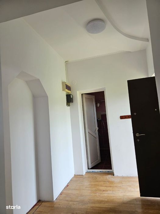 Casa de inchiriat zona zona Topolita la doar 3,5 km de Tg Neamt