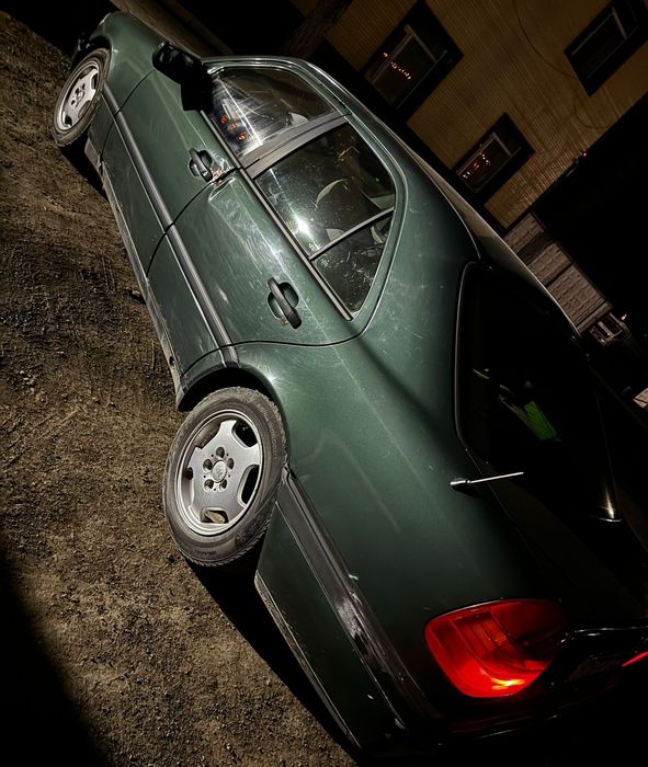 Мерс C200.                   .