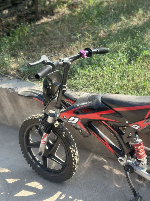 Велосипед Hyper MotoBike 16