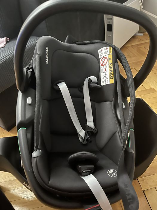 Maxi Cosi Coral 360 столче с база