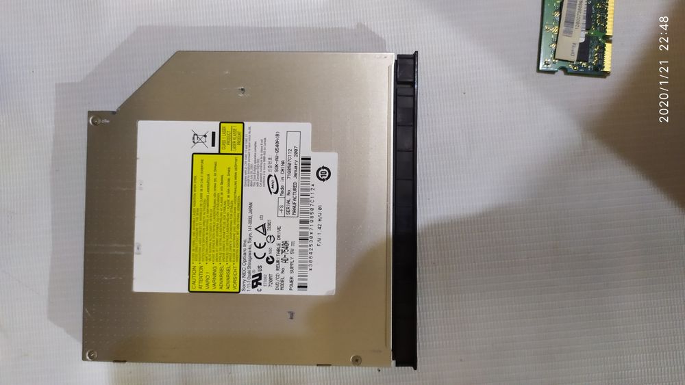 Комплектующии для ноутбука