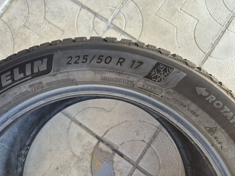 4бр.зимни гуми 225/50/17 98 Н Michelin