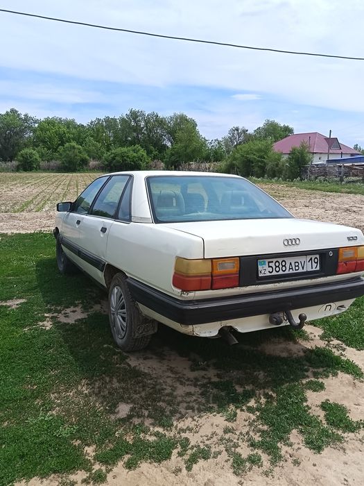 Ауди 100 продам срочно