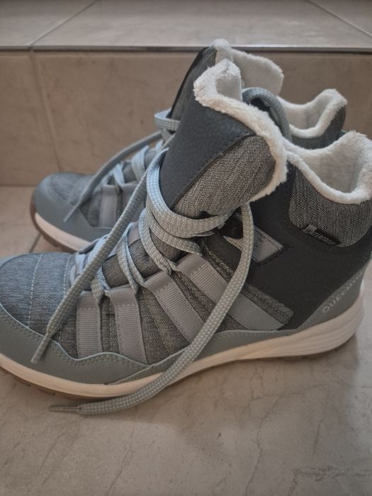 Дамски туристически обувки