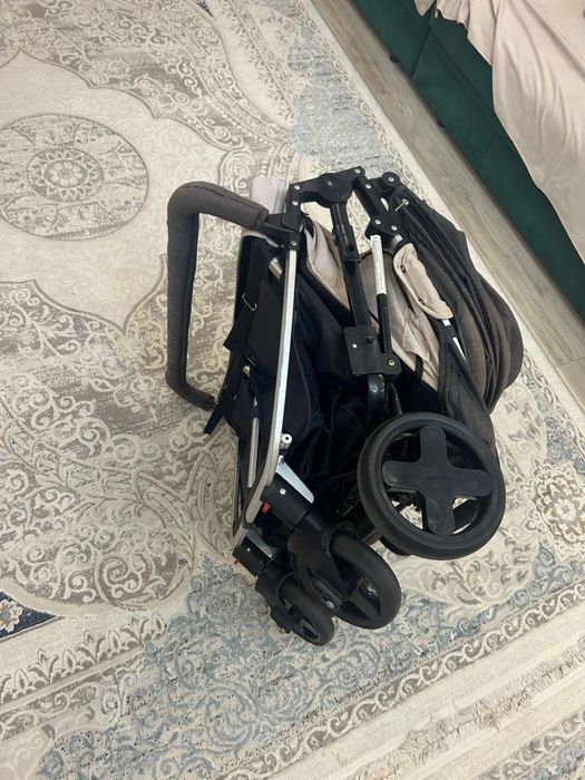 Коляска для двойни