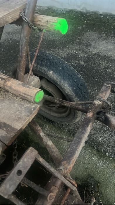 Vând caruta de padure 4 frane