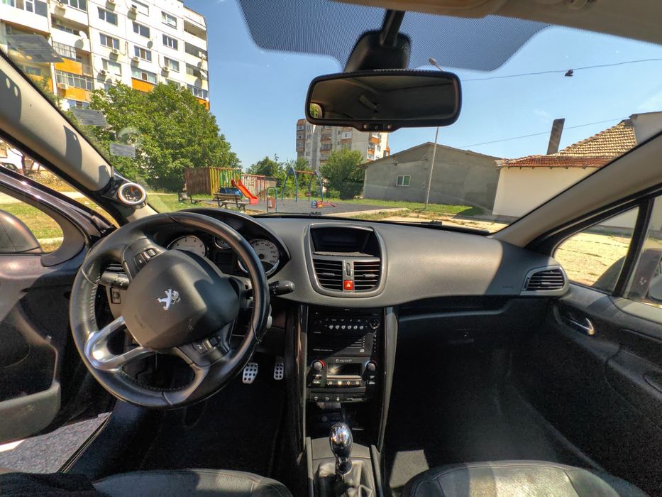 Peugeot 207 GT - 2007 година