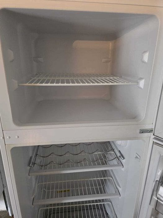 Vând combină frigorifică