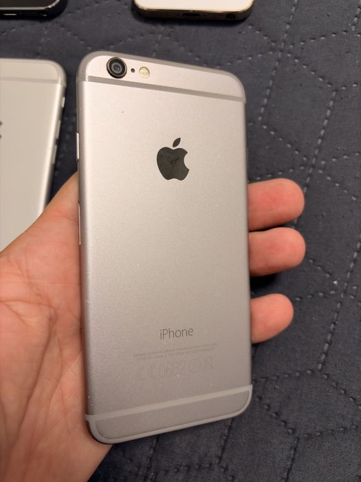 Vand iphone-uri (5S gold, 6 3buc)