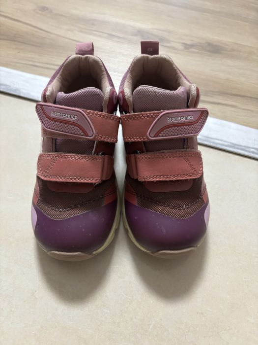 Adidasi biomecanics / ghete