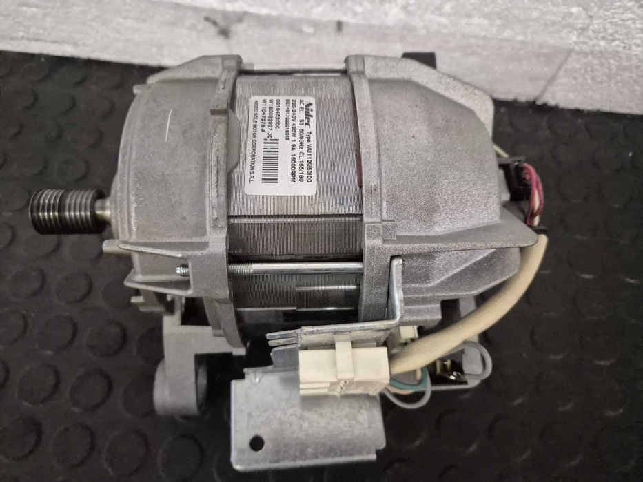 Motor 3 prinderi masina de spalat Whirlpool Indesit , 6 pini /R27