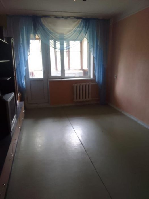 продам 2х ком.кв.в 7мкр дом 30