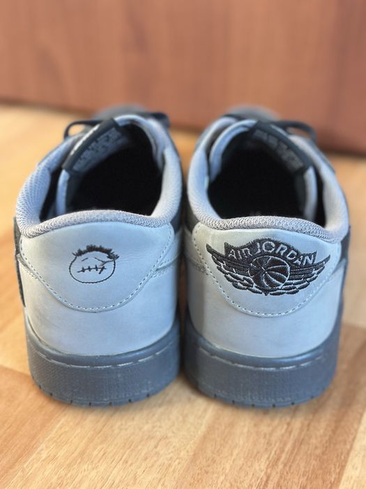 Продаю Nike Air Jordan 1 low Travis Scott