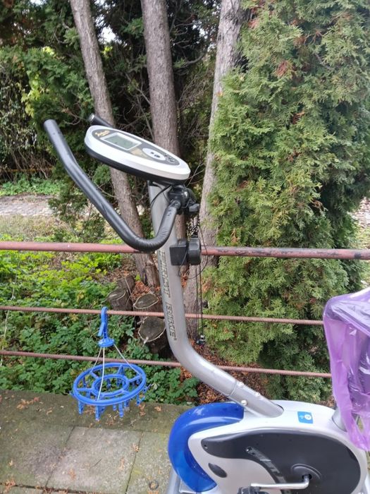 Bicicleta medicinala si aparat masaj