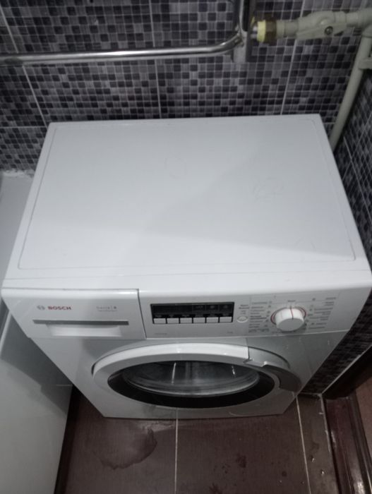 Продам стиральную машину BOSCH