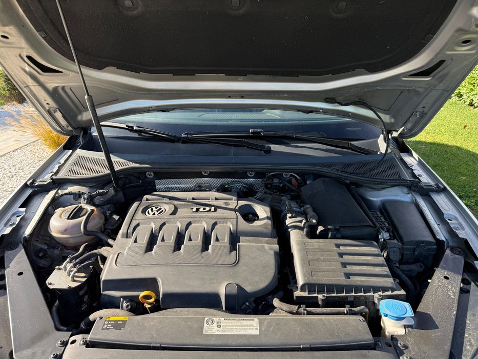 Passat B8  2.0TDI DSG cu padele