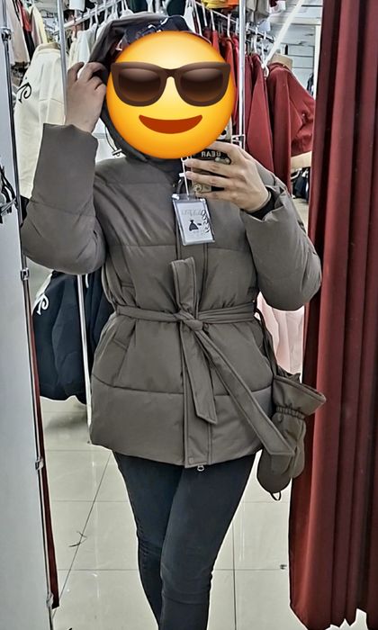 Куртка на девушку почти новая