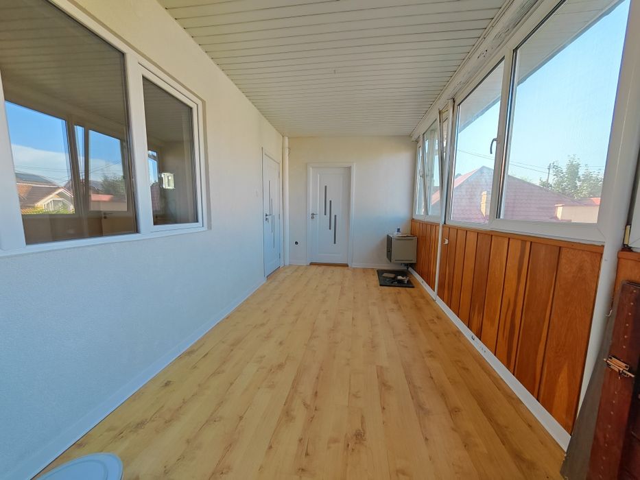 Inchiriez Casa / Clinica / Salon /