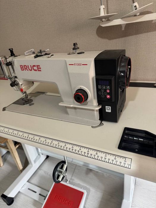 Продам швейную машинку bruce r1000