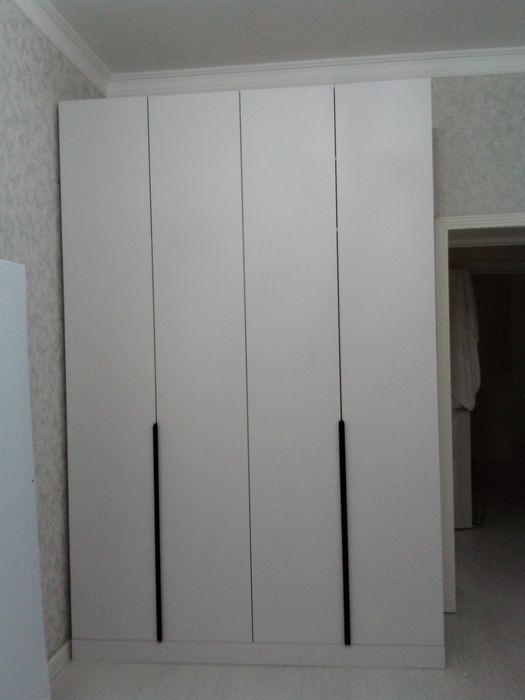 Шкаф белый новый
