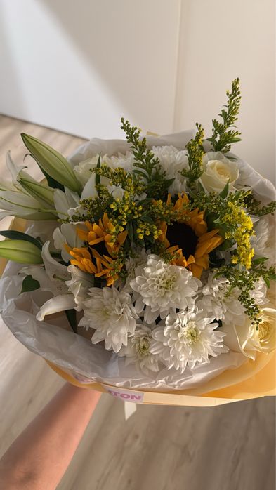 продам свежий букет цветов