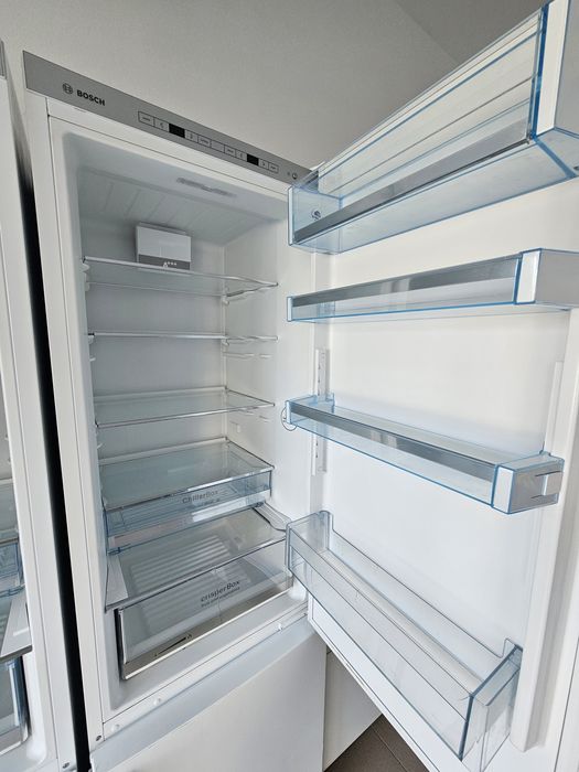 Хладилник с фризер Bosch