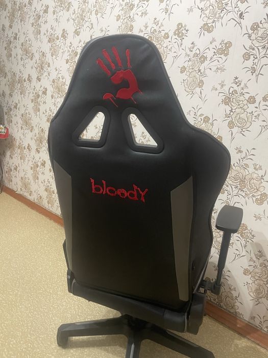 продаю игровое кресло,  торг