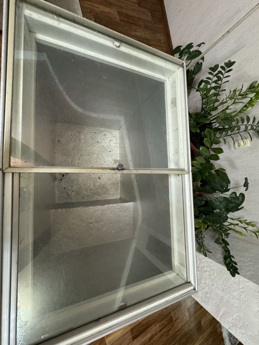 Продам морозильную камеру