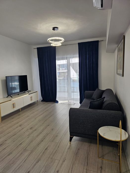 Inchiriez apartament cu doua camere Grand Via Lake View vedere la lac