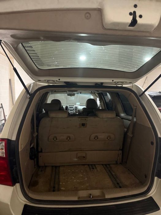 Kia Carnival 2007 extra long eng fulli