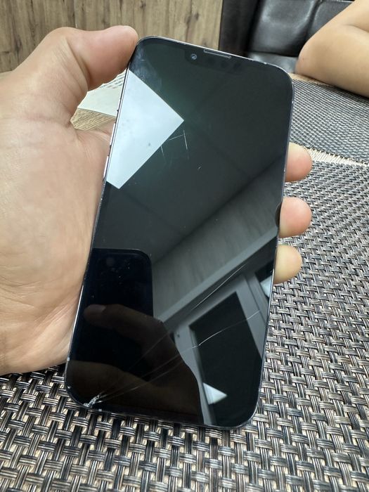Продам iPhone 13 Pro 256 gb