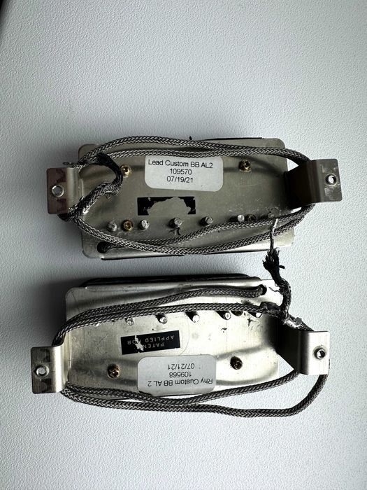 Gibson Slash (doze chitara)