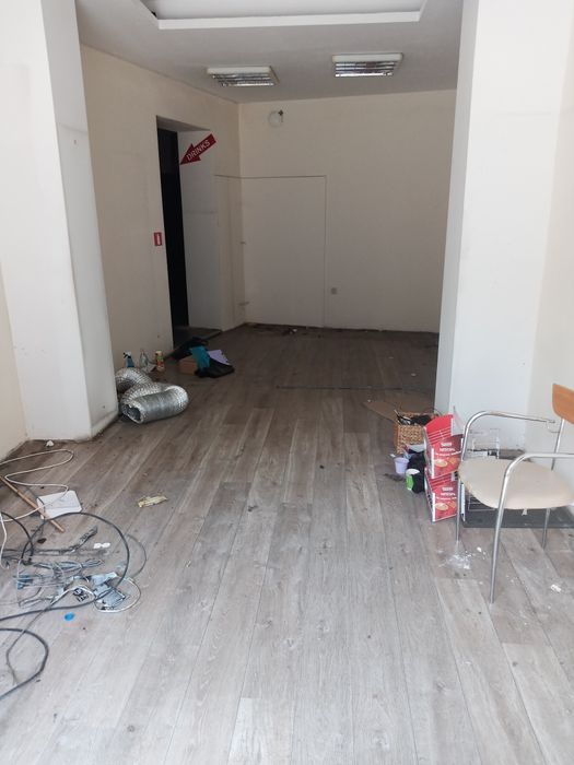 Дава се под наем Магазин в София, Докторски паметник - 160 кв.м за 1600 € - Снимка #1