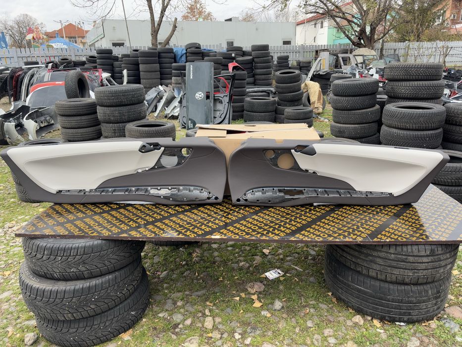 Кора за врата БМВ И8/BMW I8