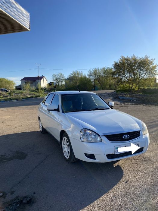 Lada Priora 2012 года