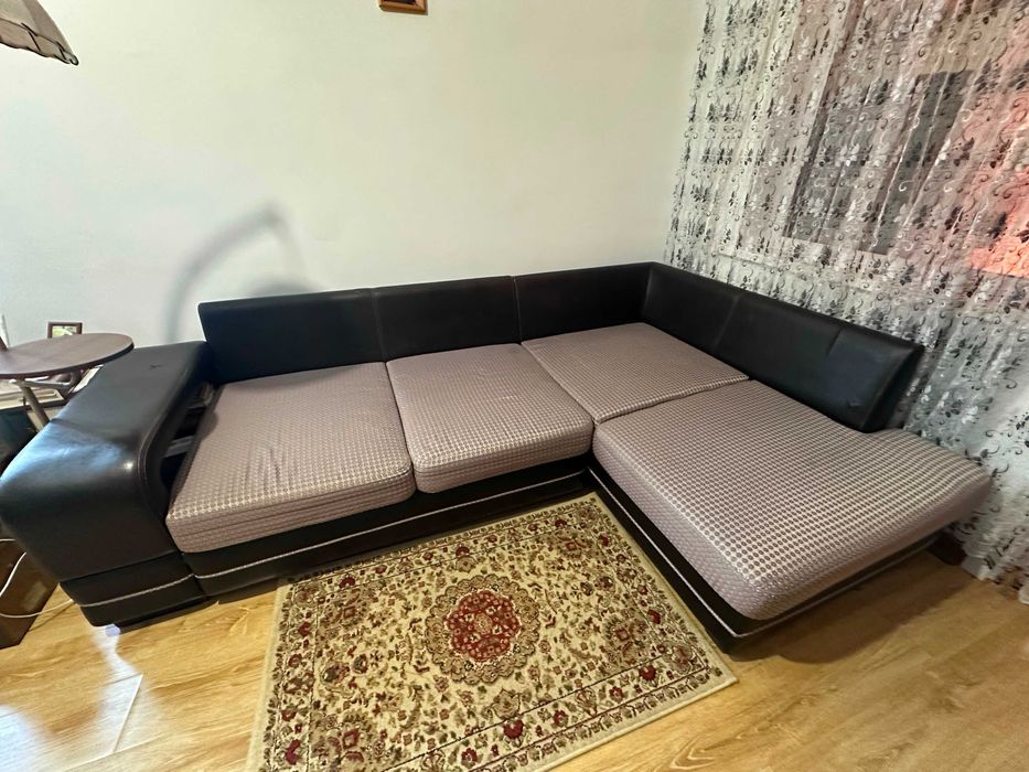 Диван в отличном состоянии