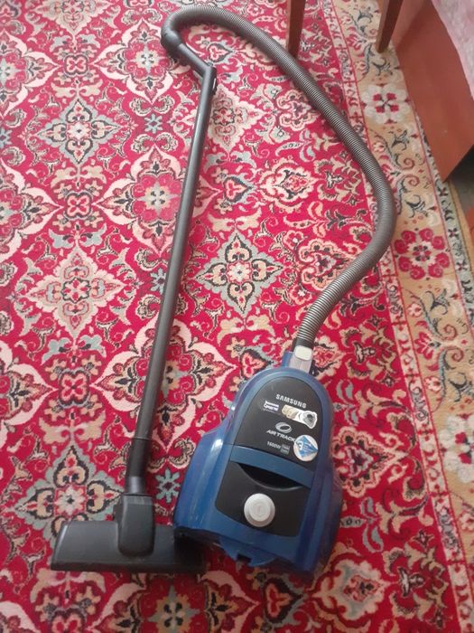 Продам пылесос самсунг
