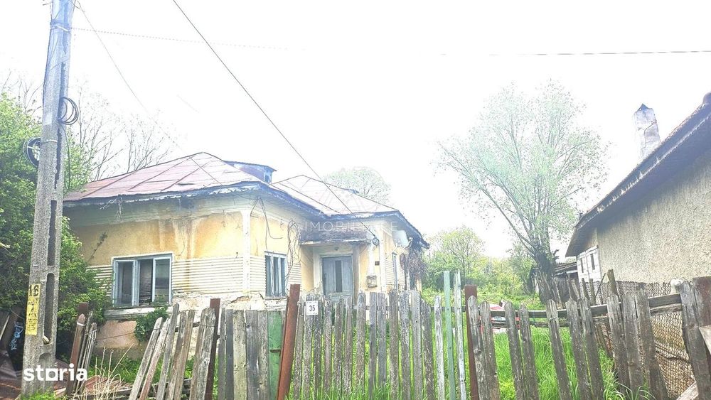 Casă de vânzare în Budieni
