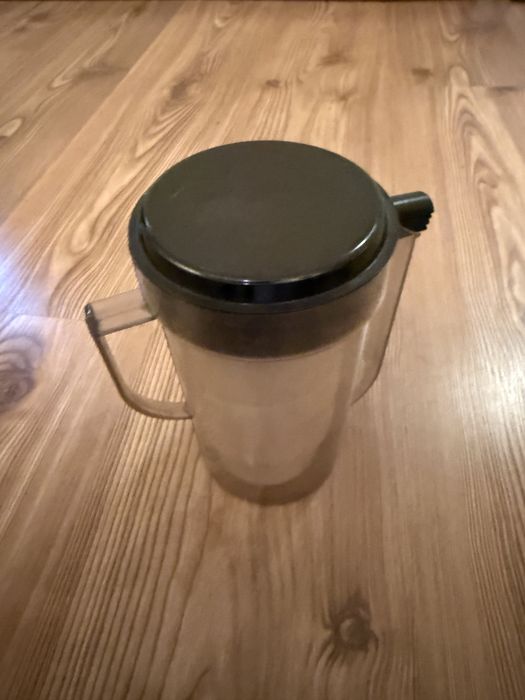 Туристически комплект 4 бр. чаши + чинийки. 2 комплелта