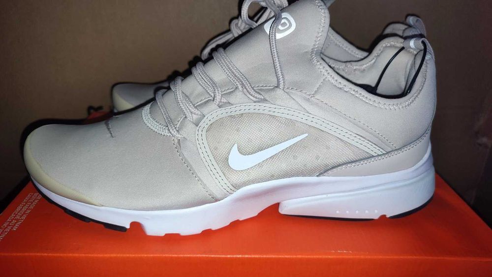 Оригинални мъжки обувки  NIKE AIR PRESTO    EU 42.5